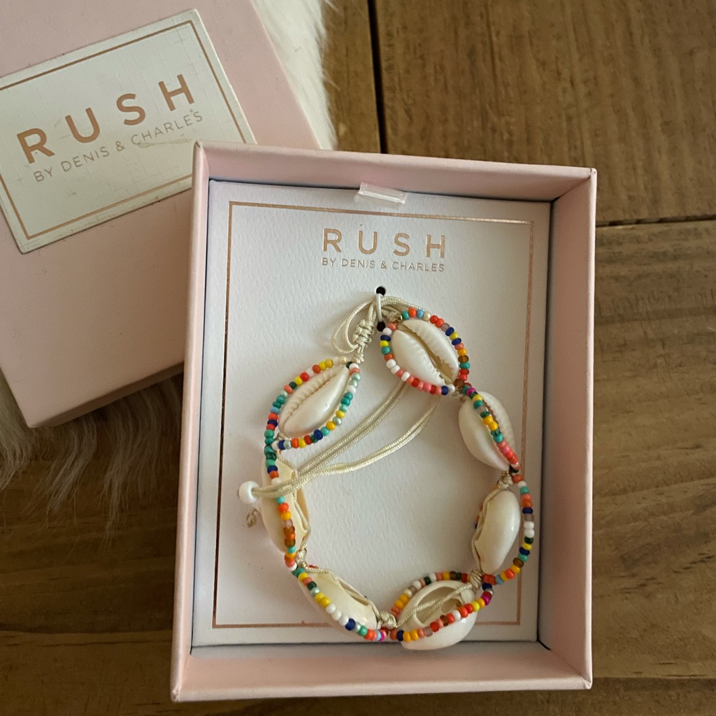 Adjustable Beaded Shell Bracelet